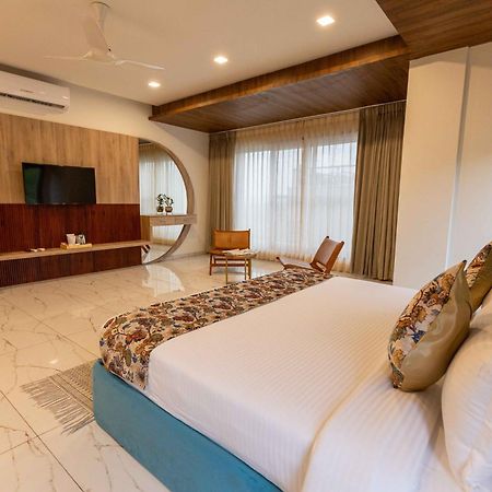 Suramya-A Luxury Boutique Hotel 烏代浦 外观 照片